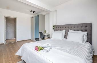 Thumbnail von Moderne Doppelhaushälfte mit Pool und Meerblick, Region Opatija