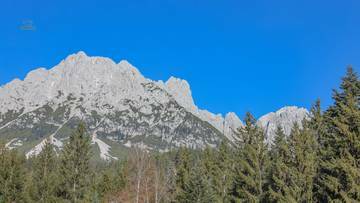 Thumbnail von Großzügiger Neubau mit Panoramablick am Fuße des Wilden Kaisers