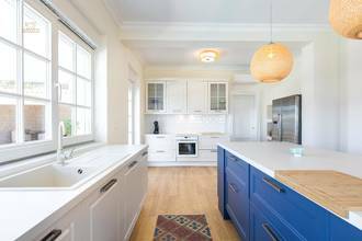 Thumbnail von Luksusowa willa śródziemnomorska z panoramicznym widokiem na morze i basenem typu infinity