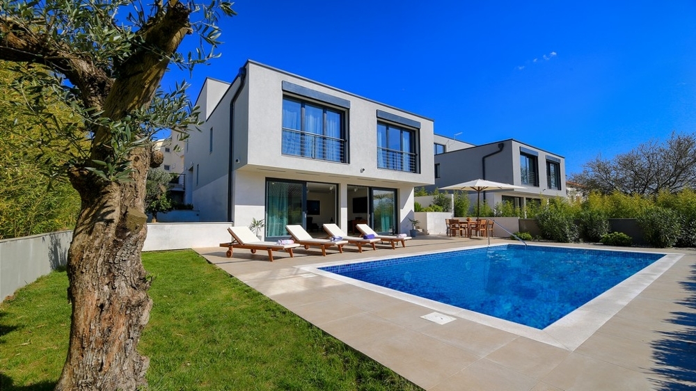 Moderne Villa mit Swimmingpool und Meerblick, Region Malinska, Insel Krk (Brücke)