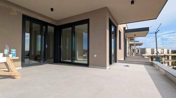 Thumbnail von Modernes Neubau-Appartement mit Dachterrasse, Region Porec