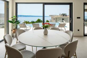 Thumbnail von Moderne Neubau-Villa mit Panorama-Meerblick