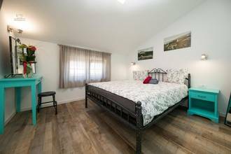 Thumbnail von Modern eingerichtete Wohnung im obersten Stockwerk - mit Meerblick