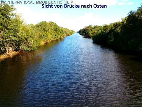 ***tolles Grundstück zur Bebauung direkt am Cocoplum-Kanal in Florida***