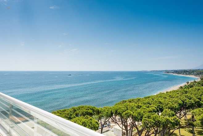 Luxus-Wohnung in Marbella R2775704 