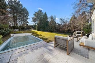 Thumbnail von Elegante Villa mit Pool und Doppelgarage in Pötzleinsdorfer Aussichtslage!