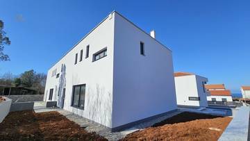 Thumbnail von Neue Doppelhaushälften mit Swimmingpool