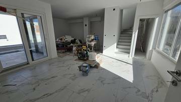 Thumbnail von Neue Doppelhaushälften mit Swimmingpool