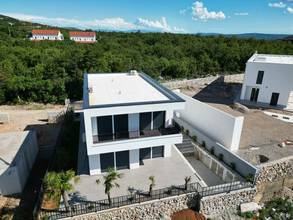 Thumbnail von Modernes Haus mit Pool und Meerblick