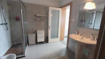 Thumbnail von Doppelhaushälfte mit 3 Wohneinheiten und schönem Meerblick, Region Pakostane