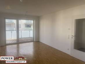 Thumbnail von Neuwertige 3-Zimmer Wohnung mit großen Balkon & Carport!