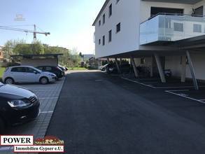 Thumbnail von Neuwertige 3-Zimmer Wohnung mit großen Balkon & Carport!