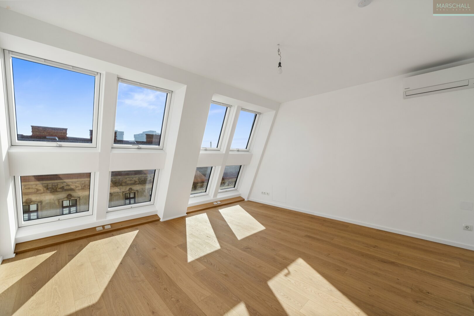 Thumbnail von Exklusive 5-Zimmer-Dachgeschoßwohnung mit Liftzugang und Dachterrasse