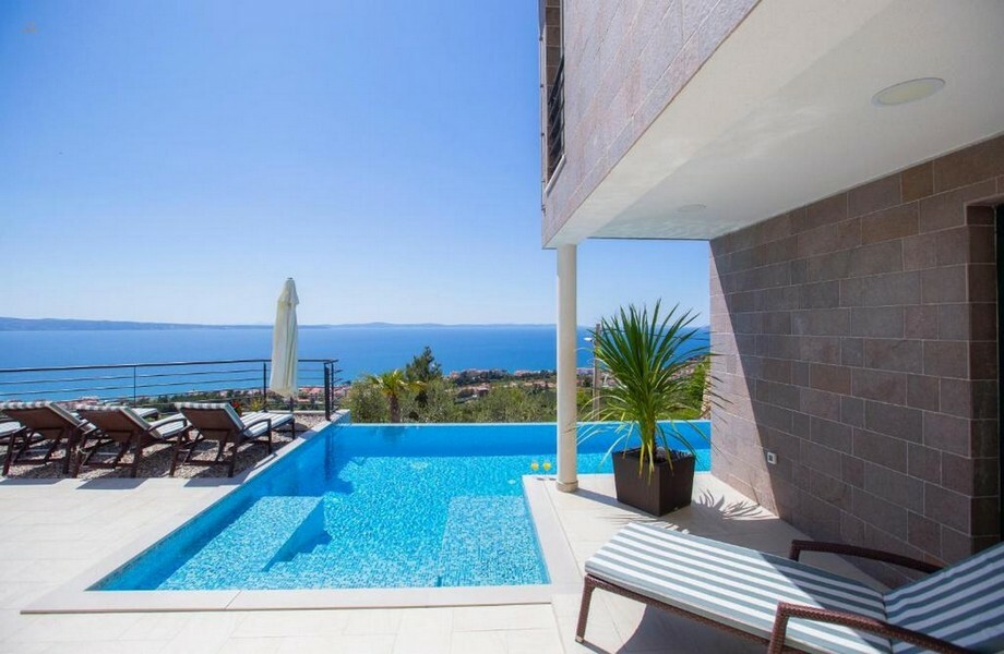 Zwei moderne Villen auf einem Grundstück - mit wunderschönem Meerblick