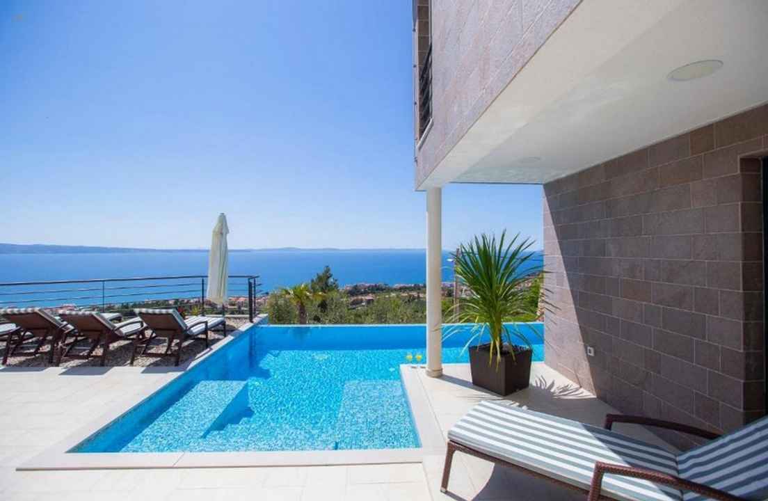 Zwei moderne Villen auf einem Grundstück - mit wunderschönem Meerblick