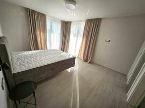 Thumbnail von Moderne Villa mit Pool in ruhiger Lage