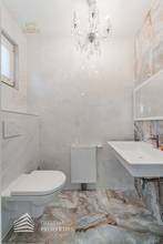 Thumbnail von Großzügiges Einfamilienhaus mit schönem Garten, Nähe Alte Donau