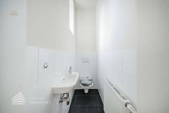 Thumbnail von Großzügige 2-Zimmer-Wohnung mit loftartiger Wohnküche und durchdachtem Wohnkonzept