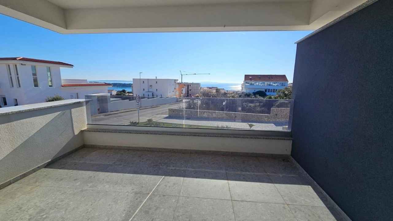 Neues Appartement im Erdgeschoss