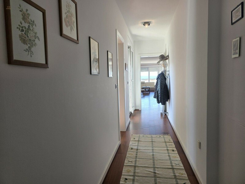 Thumbnail von Geräumige Wohnung mit wunderschönem Meerblick