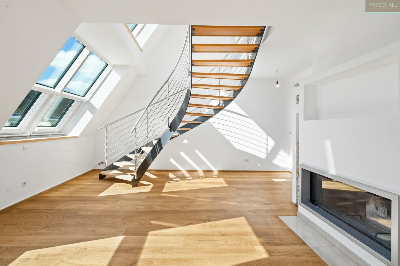 Thumbnail von Luxuspenthouse mit Terrassen in Toplage direkt bei der Wiener Staatsoper