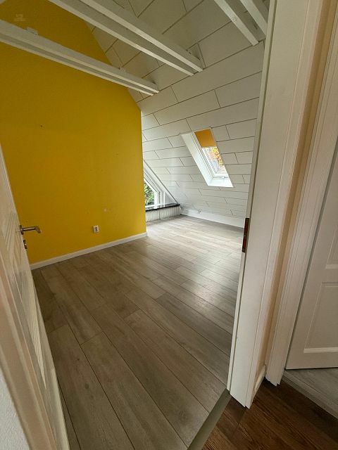 Thumbnail von Weihnachten im neuen Zuhause - Provisionsfreies Familienidyll zum Wohlfühlen