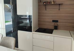 Thumbnail von Doppelhaushälfte im modernen Stil nahe dem Meer