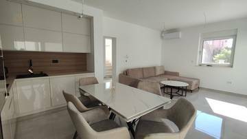 Thumbnail von Doppelhaushälfte im modernen Stil nahe dem Meer