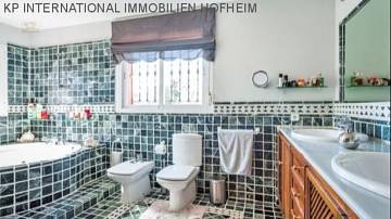 Thumbnail von ***7-Zimmer Spanische Strandvilla in GUADALMINA BAJA***