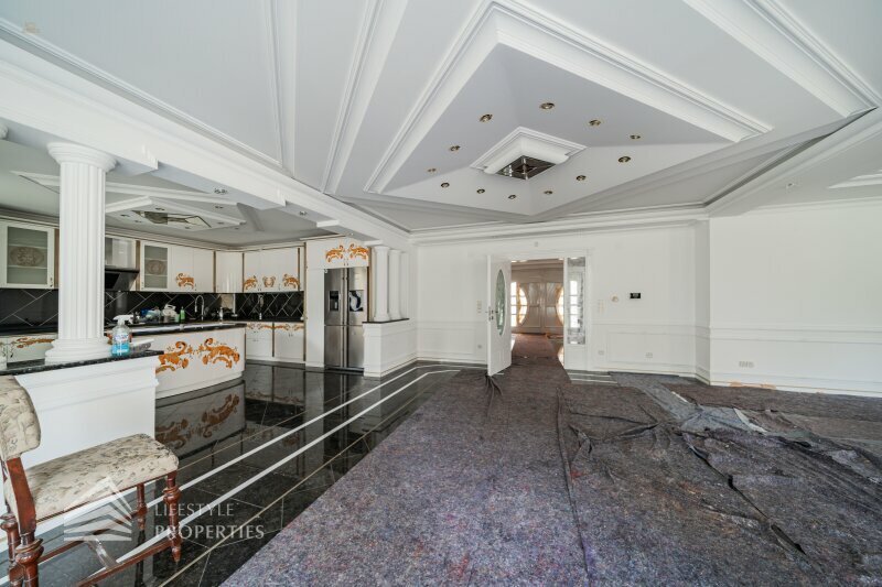 Thumbnail von Charmante Villa mit idyllischem Garten