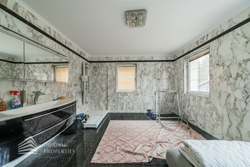 Thumbnail von Charmante Villa mit idyllischem Garten