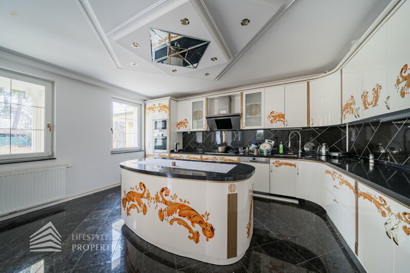 Thumbnail von Charmante Villa mit idyllischem Garten