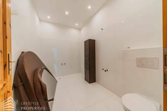 Thumbnail von Luxuriöse 12-Zimmer-Villa mit Wellnessbereich Nähe Gersthof