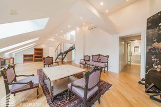 Thumbnail von Luxuriöse 12-Zimmer-Villa mit Wellnessbereich Nähe Gersthof