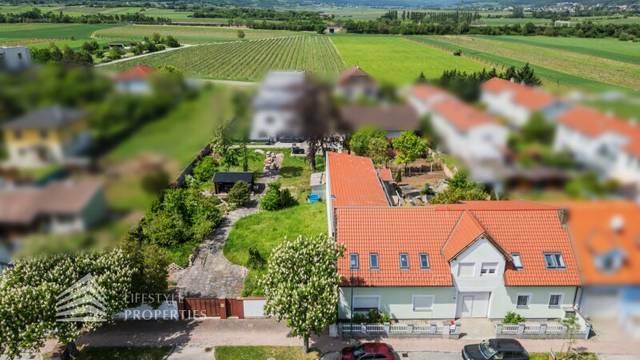 Einzigartiges Grundstück mit baubehördlicher Bewilligung für 30 Wohneinheiten und einer Tiefgarage