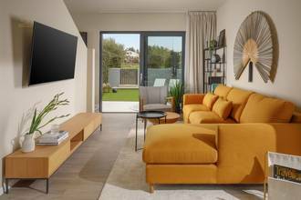 Thumbnail von Reihenendhaus mit Garten und Meerblick