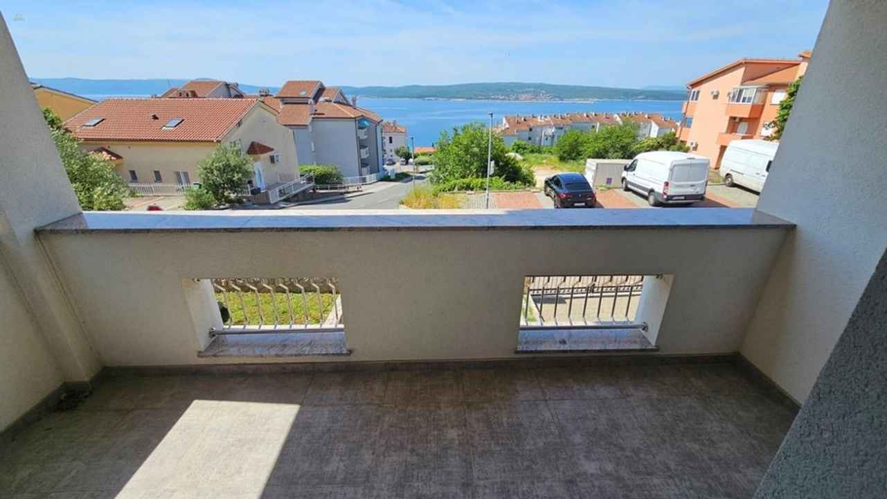 Möblierte Wohnung mit Meerblick und Garage