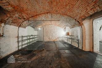 Thumbnail von Einzigartige 5-Zimmer Loftwohnung mit Terrasse und Werkstatt im 6. Bezirk