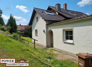 Thumbnail von Rodinný dům v klidné lokalitě Vaše nový domov !