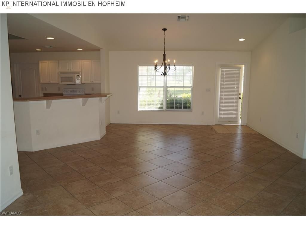 Thumbnail von ***CAPE CORAL: Modernes EFH mit Wintergarten***