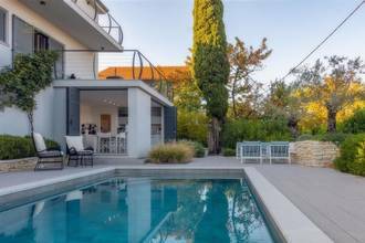 Thumbnail von Modernes Haus mit Pool in ruhiger Lage