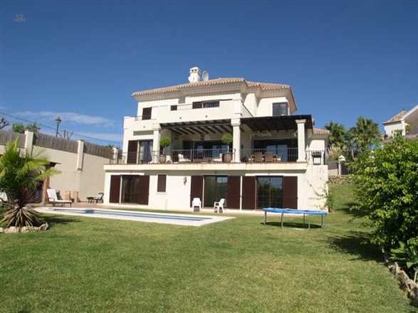 Luxus-Villa in El Rosario R151437 