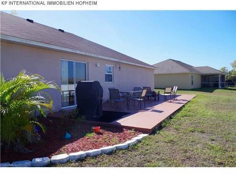 ***tolles Einfamilienhaus mit schönem Garten in Florida***