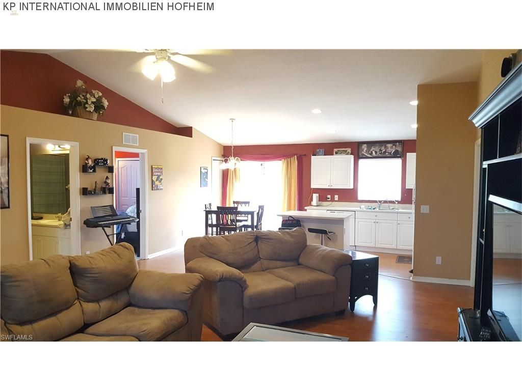 Thumbnail von ***modernes Einfamilienhaus mit großflächigem Garten in Florida***