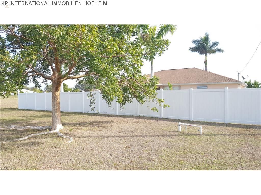 Thumbnail von ***modernes Einfamilienhaus mit großflächigem Garten in Florida***