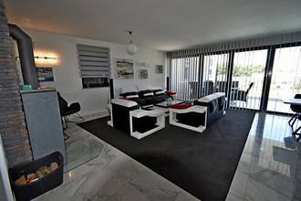 Thumbnail von Moderne Villa mit vier Wohneinheiten in außergewöhnlicher Lage direkt am Yachthafen