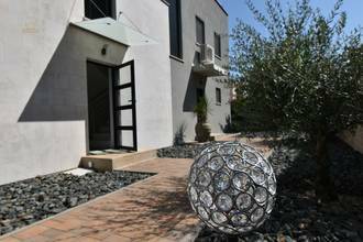 Thumbnail von Moderne Villa mit vier Wohneinheiten in außergewöhnlicher Lage direkt am Yachthafen