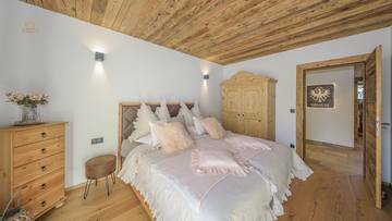 Thumbnail von Exclusive chalet duo in prime quiet location