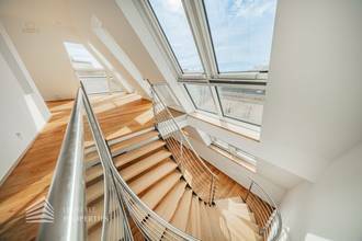 Thumbnail von Exklusives 4-Zimmer Penthouse mit zwei Terrassen, Nähe Oper