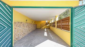 Thumbnail von Golf-in/Golf-out Landhaus in sonniger Toplage